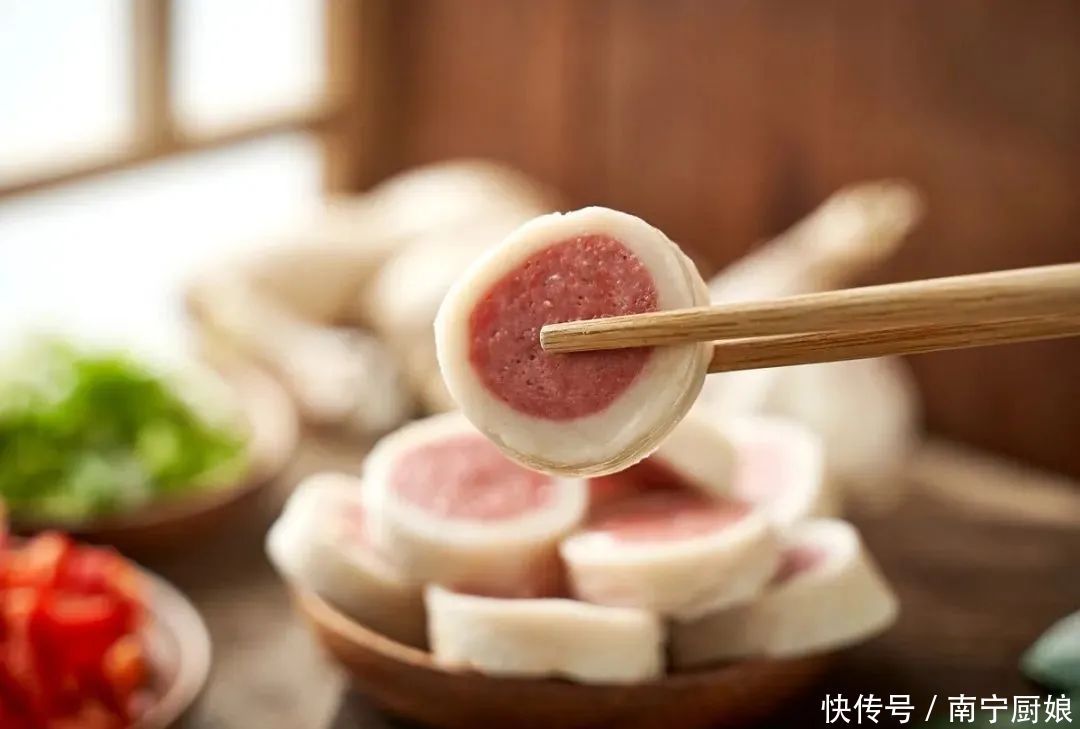 莴笋再次被关注！医生提醒：高尿酸人若常吃莴笋或出现6个转变(图1)